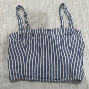 Hollister cropped top